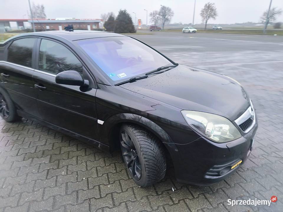 Opel Vectra C GTS 19 CDTI czarna bestia z Rydzyna