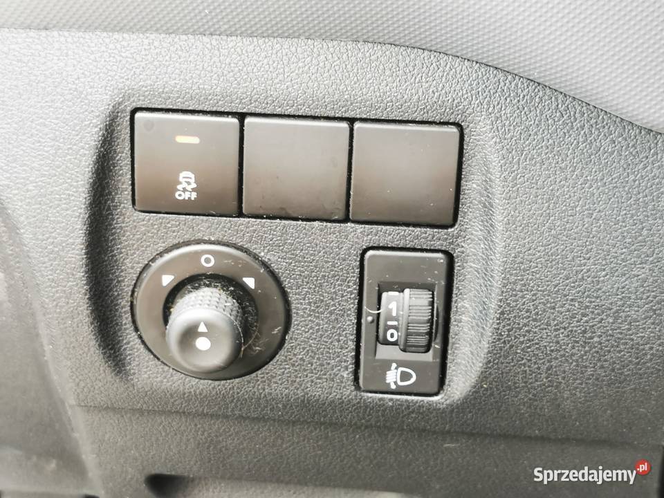 Bezwypadkowy Salon Polska 16 HDi 99 Manual3 Warszawa