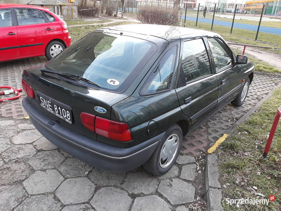 Ford Escort 13 1994r Escort Piaseczno