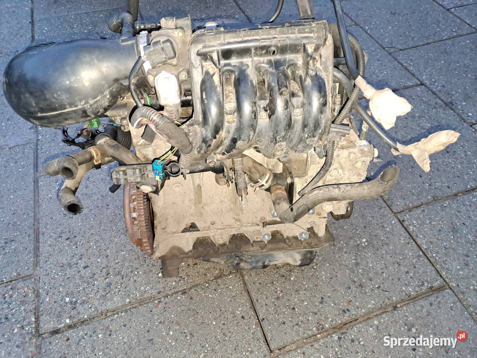 Peugeot 206 14 8V 75 silnik kompletny kod KFW Jastrzębie-Zdrój