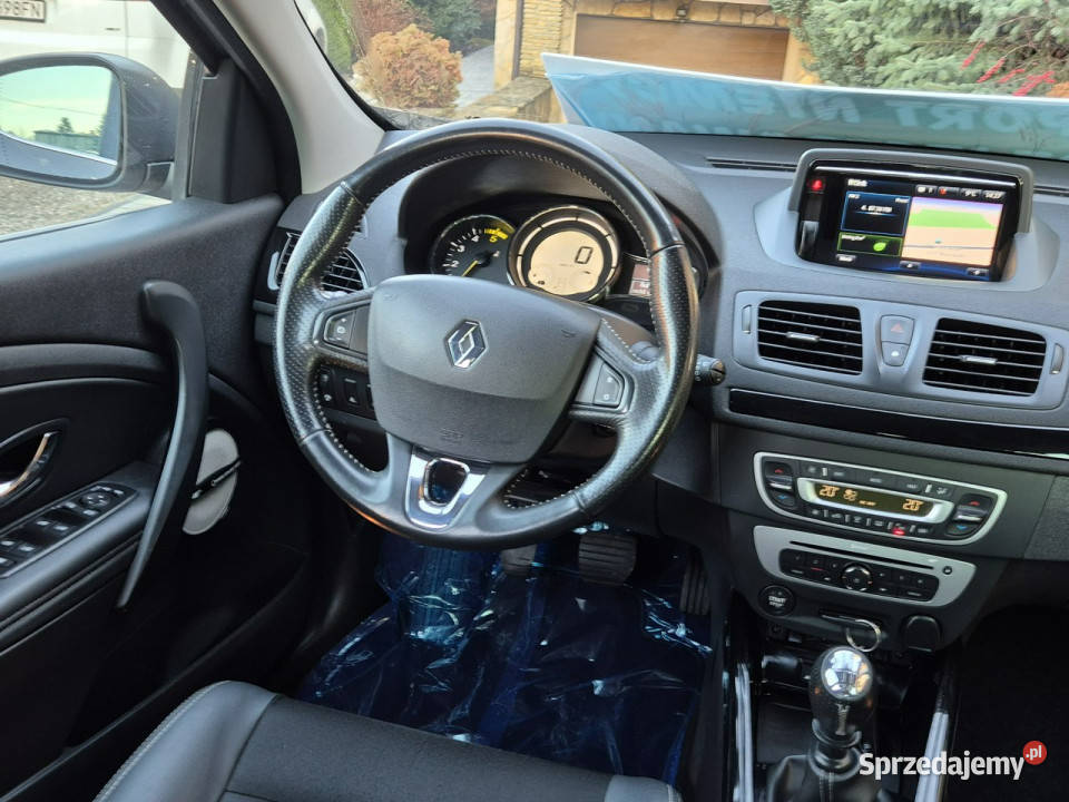 Renault Megane Lift 2014r Bogata BOSE Półskóra czujnik deszczu Megane Radom sprzedam