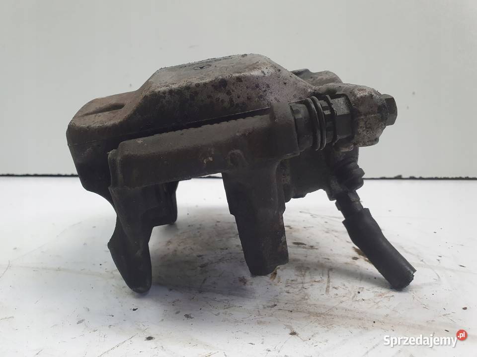 Mercedes A205 W205 PRAWY PRZEDNI ZACISK osobowe lubelskie Rudka