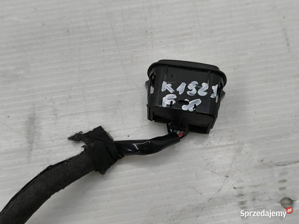 PRZYCISK STEROWANIA FOTELA LEWY PRZÓD INFINITY wielkopolskie