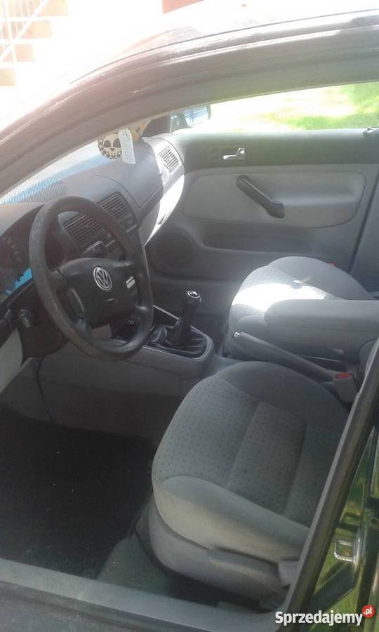 Volkswagen Golf 4 14 16v Alufelgi 17 centralny zamek Wadowice