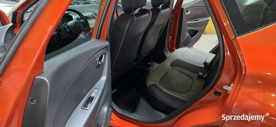 Renault Captur OPIS W podanej roczna gwarancja I ABS