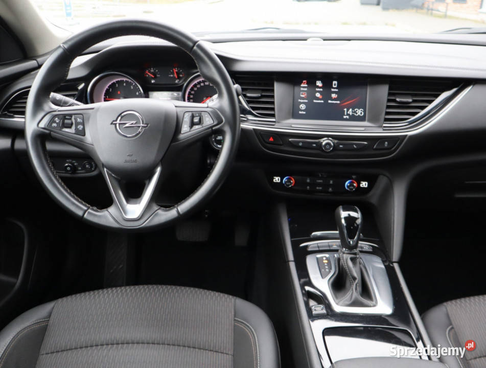Opel Insignia 15 Turbo isofix