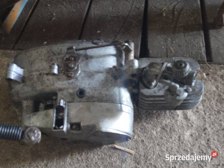 Sprzedam silnik ogara 200 silnik w 95kompletny