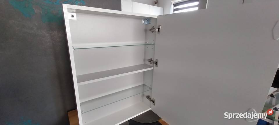 Nowe wiszące szafki łazienkowe Cersanit Moduo