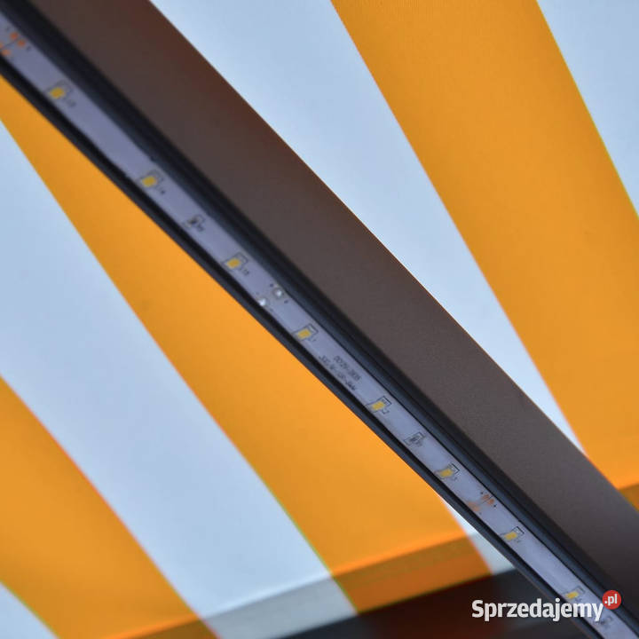Ręcznie zwijana markiza z LED 300 x 250 mazowieckie Warszawa