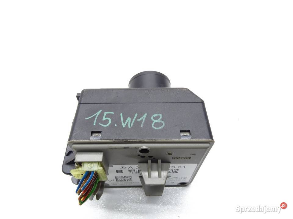 STACYJKA GNIAZDO KLUCZYKA A2469058301 MERCEDES Rozdzielacze gniazda zapalniczki