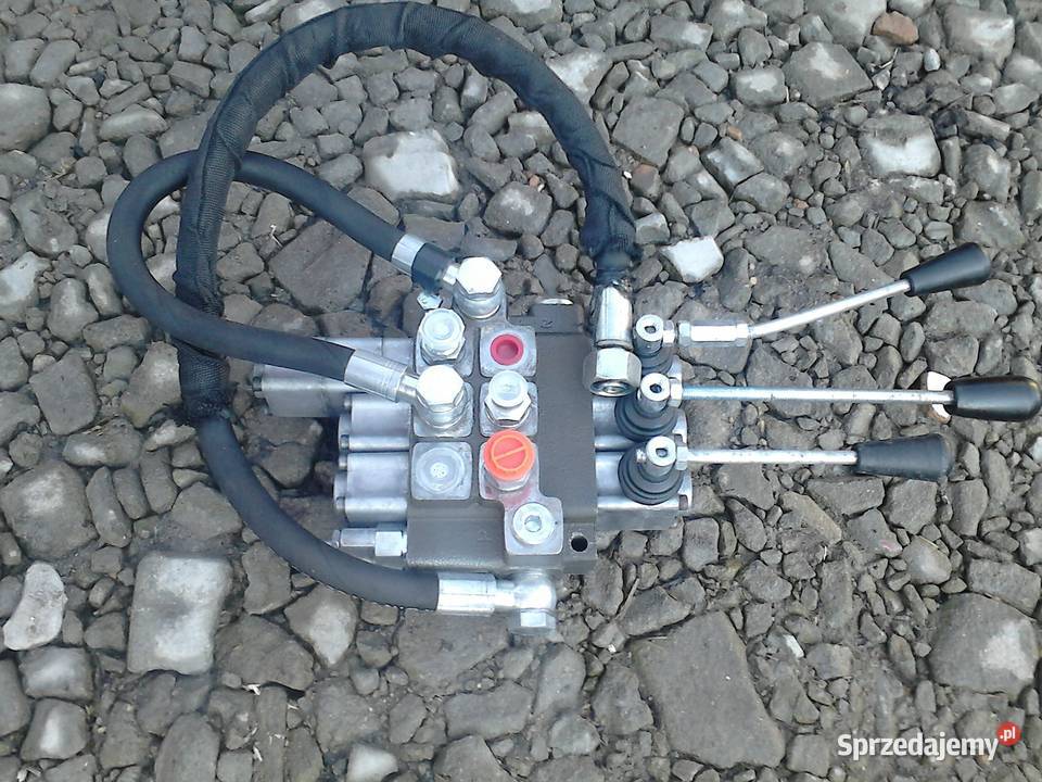 rozdzielacz hydrauliczny 3sekcje 40l sprzedam