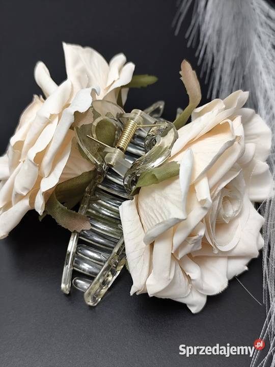 Klamra biała róża celebrytka Zgierz