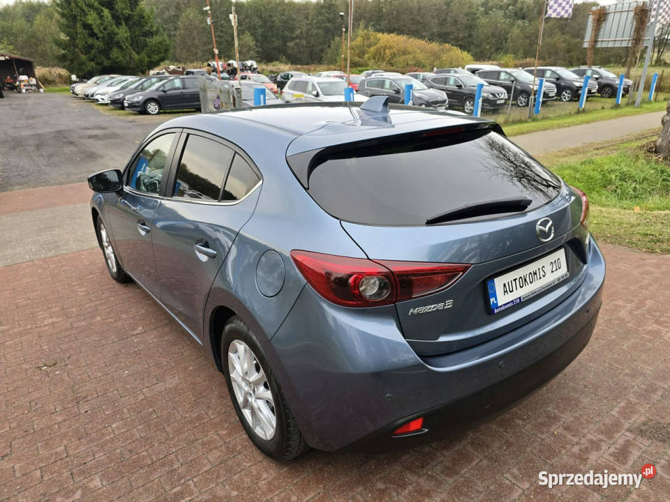 Mazda 3 Mazda 3 15 benzynka z niskim przebiegiem 1496cm3 Cielcza