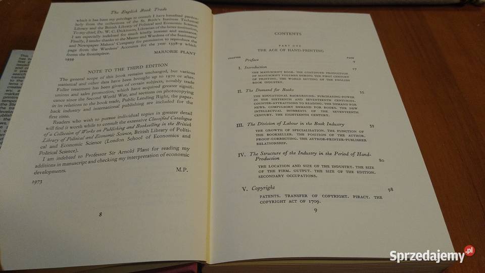 The English book trade by Marjorie Plant twarda z obwolutą Gdańsk