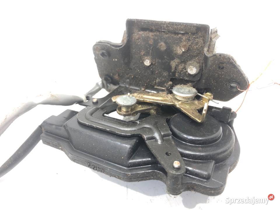 ZAMEK KLAPY TYŁ TOYOTA AVENSIS T25 Hatchback sprzedam