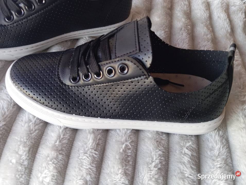 Trampki ażurowe z ekoskóry rozmiar 37 Łódź sprzedam