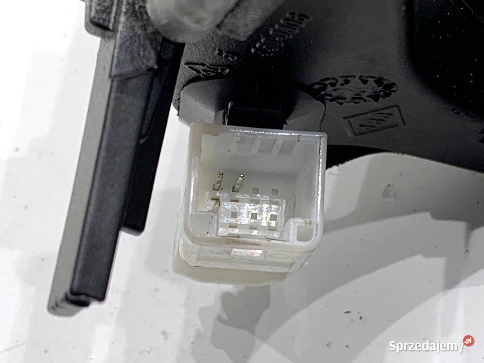 LUSTERKO WEWNĘTRZNE RENAULT CAPTUR II 963213712R