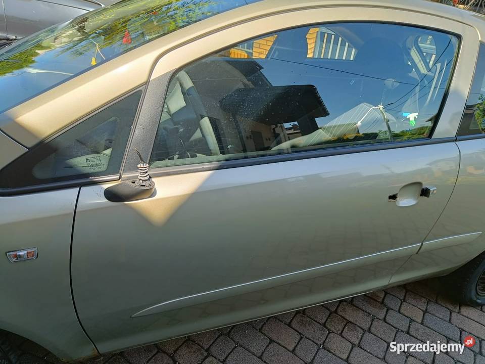 Opel Corsa D 2007 12