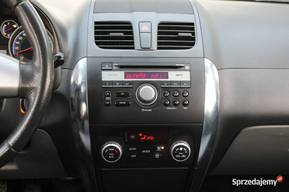 Suzuki SX4 BezwypadkowyBogate wyposazenieSuper autoalarm Gliwice