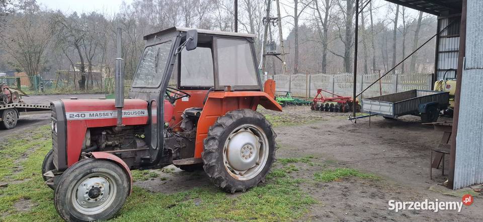 Massey Ferguson MF 235240 Dąbie