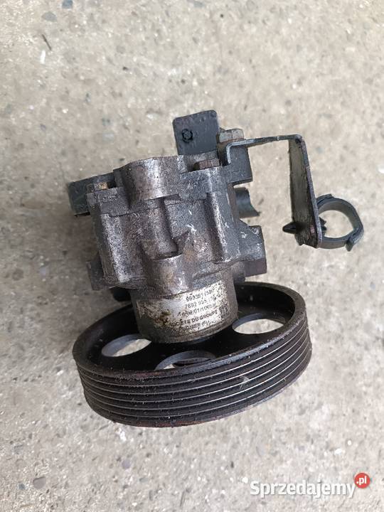 9633817580 Pompa wspomagania Peugeot 407 20 HDI małopolskie Niwka