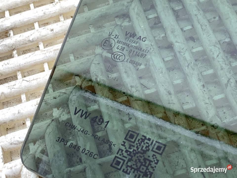 SZYBA PRAWY TYŁ SKODA 20 TSI Hatchback podkarpackie