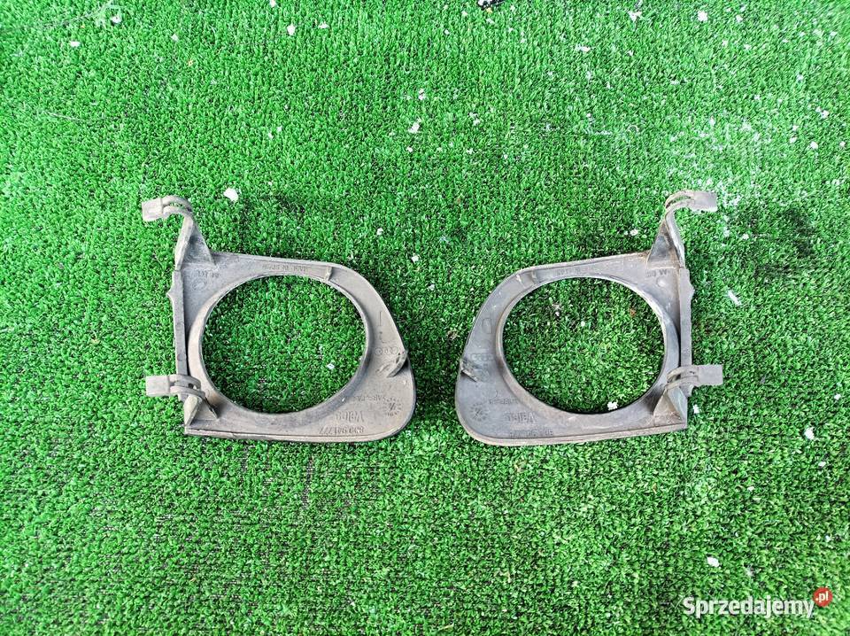 Ramka halogenu Lewa Prawa Audi a4b5 mazowieckie Radom