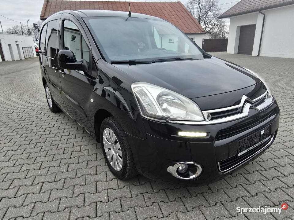 Citroen Berlingo 16hdi 3 welurowa tapicerka Citroën łódzkie Kutno