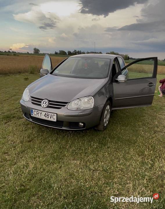 Sprzedam Golf 5 1600cm3 Rypin sprzedam