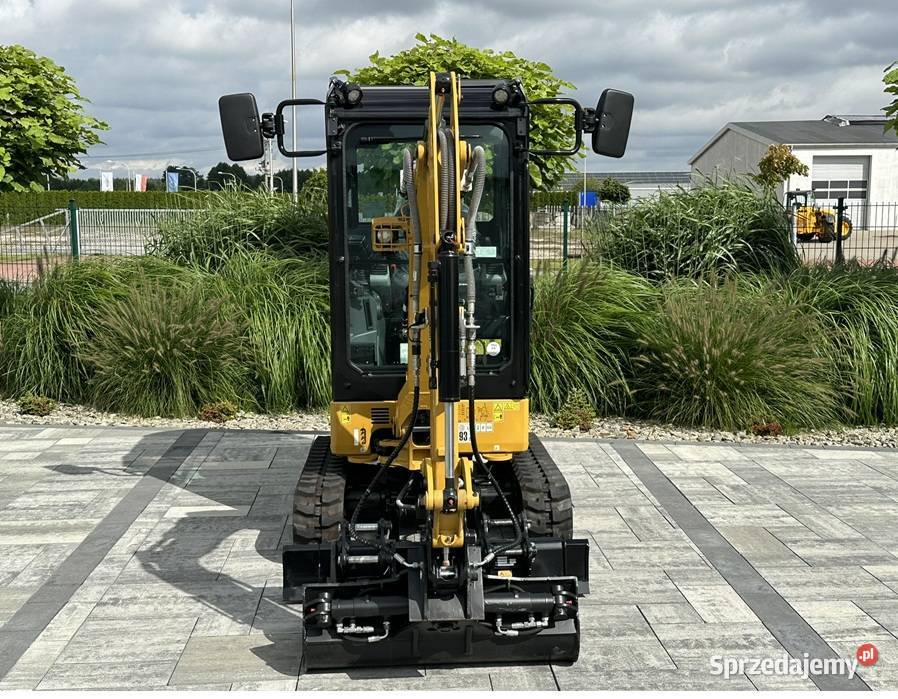 FABRYCZNIE NOWY CATERPILLAR 3018 Tuliszków sprzedam