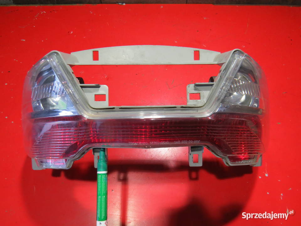 SUZUKI BURGMAN 400 K7 2008 lampa tył tylna klosz Lampy tylne