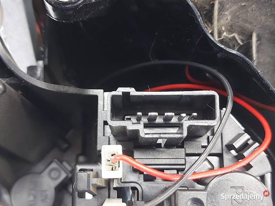 CITROEN DS4 13r lampa prawa tył Kielce sprzedam