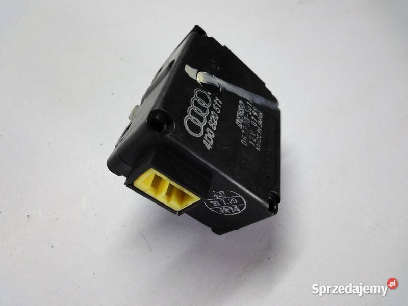 AUDI A8 D2 SILNICZEK KLAPY NAGRZEWNICY 4D0820511 Pozostałe Przemęt