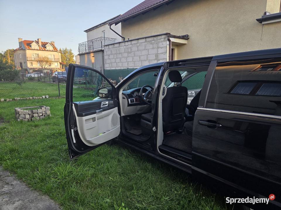 Chrysler Grand Voyager gen V Rumia