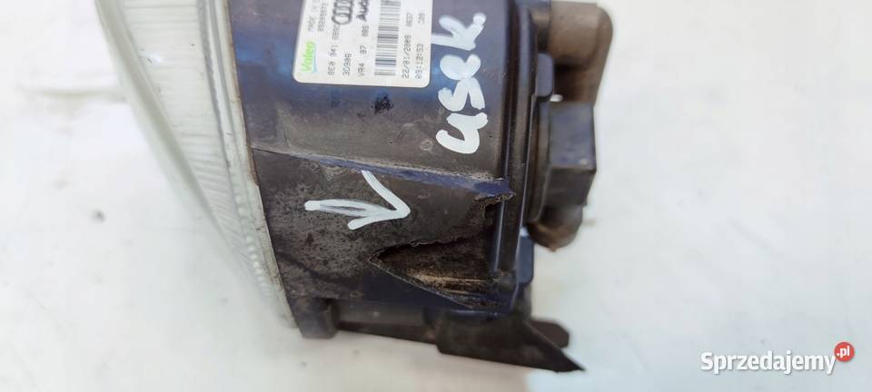HALOGEN LEWY PRZÓD AUDI A3 8P A4 B7 8E0941699C Przystajń