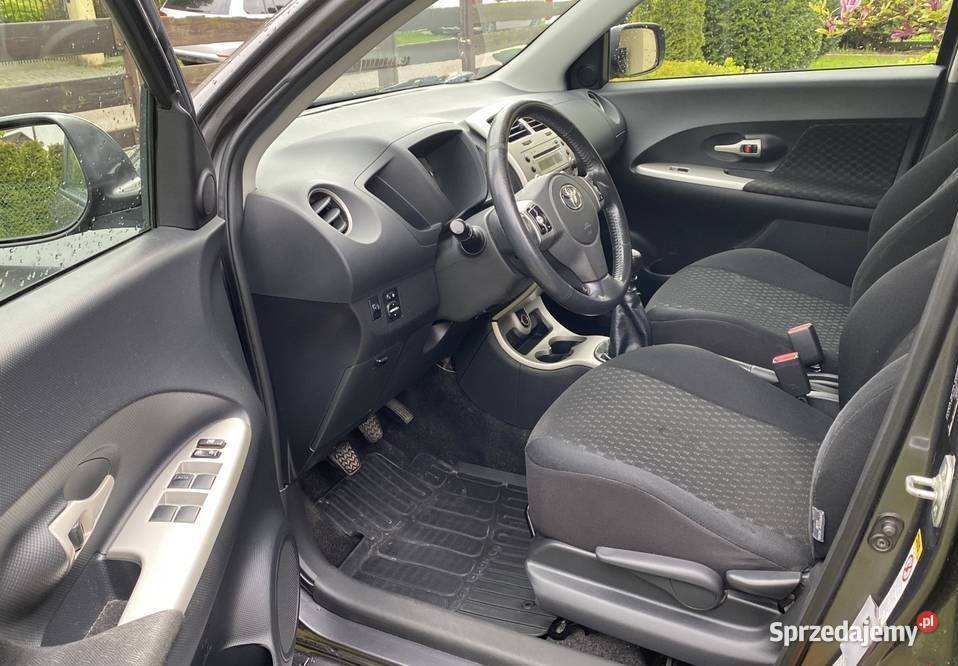 toyota urban cruiser cała na części drzwi klapa Warszawa