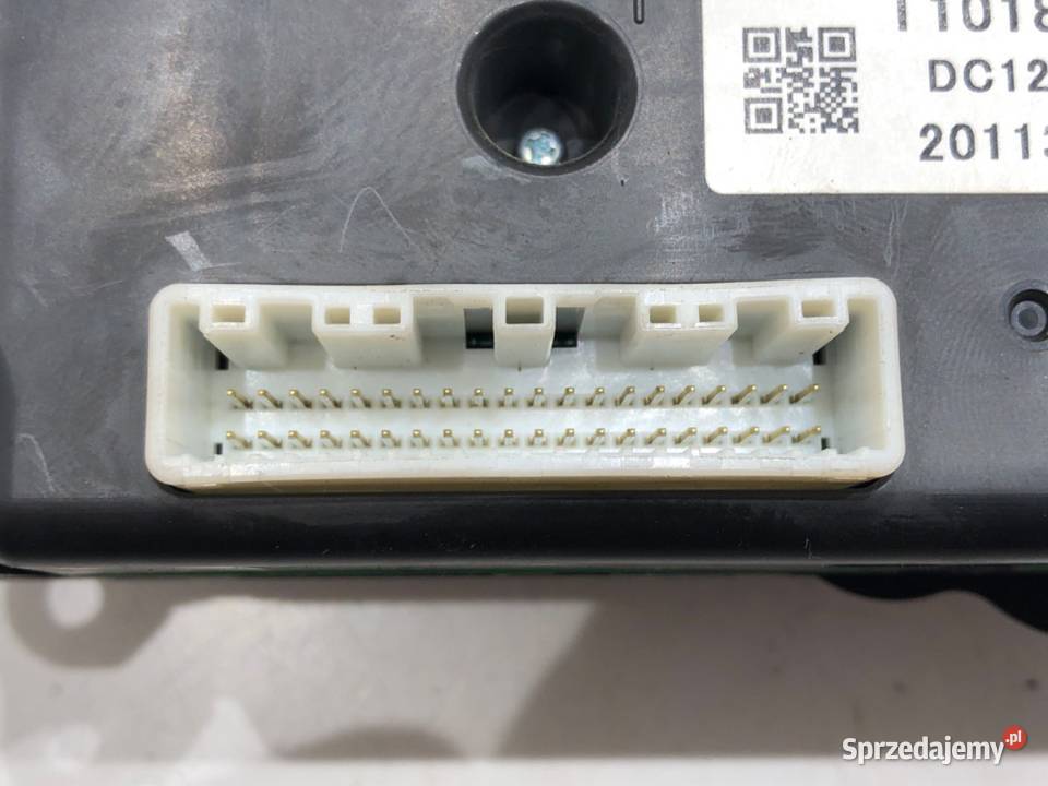 PANEL STEROWANIA NAWIEWU SUBARU XV 72311FJ100 Panele sterowania, przełączniki sprzedam