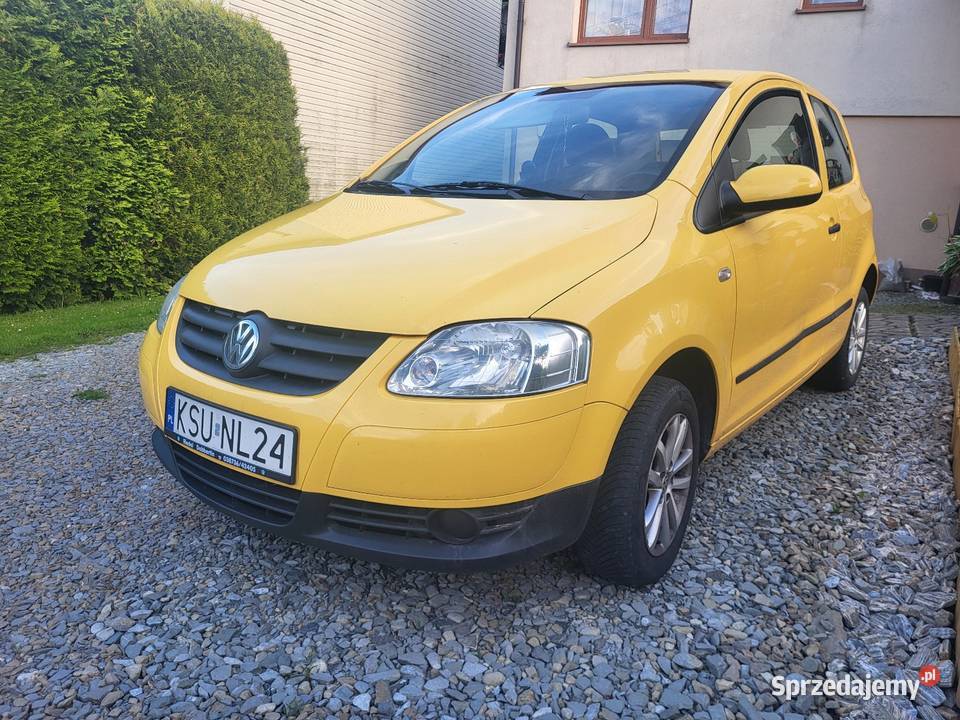 Volkswagen FOX 12 benzyna stan żółty Zawoja