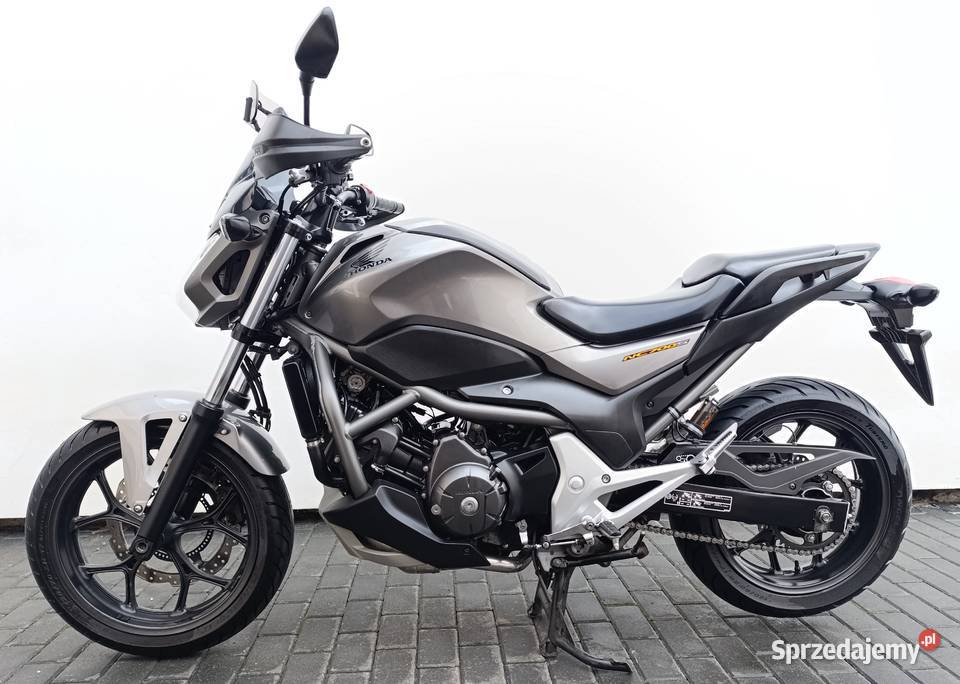 Honda NC 700SA NC700S dużo dodatków naked ABS NA mazowieckie Ostrołęka