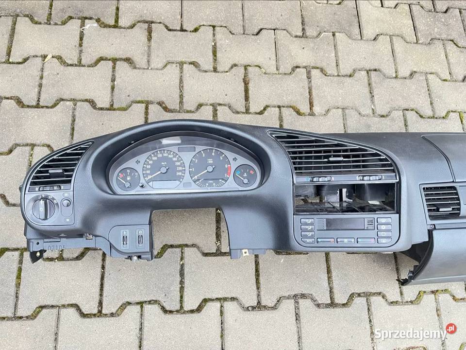 BMW e36 coupe cabrio deska rozdzielcza konsola Deski rozdzielcze, konsole Chełm