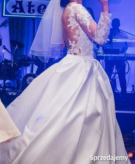 Suknia Ślubna by VIOLA PIEKUT KOLEKCJA 20152016 Łaskarzew