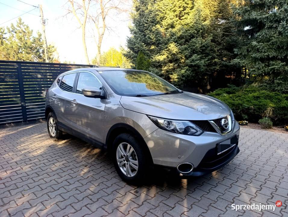 Nissan Qashqai 2015r LiftAutomatbenzyna VAT marża Nissan