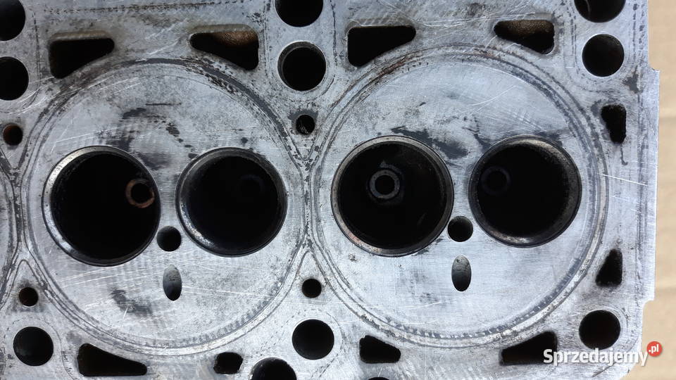 VW SKODA AUDI Głowica 19 tdi 038103373R Silniki i osprzęt Bukownica sprzedam