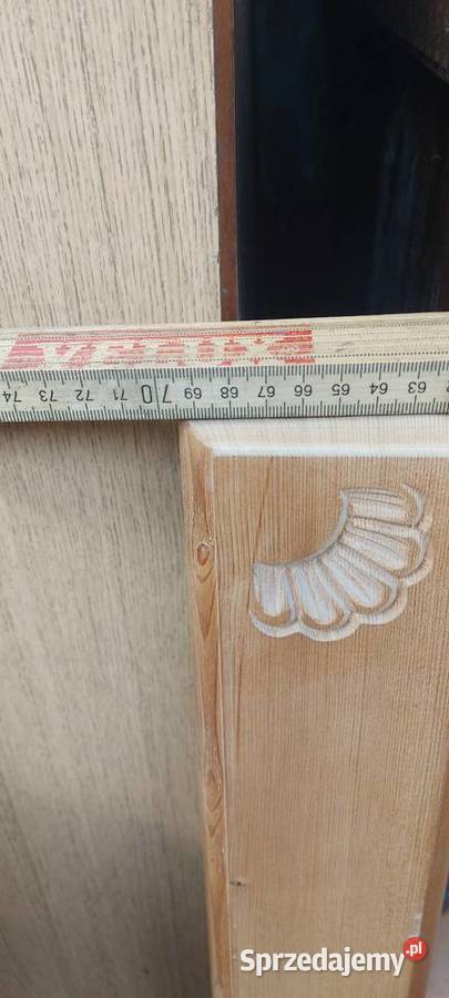 Lustro w drewnianej ramie Morawica