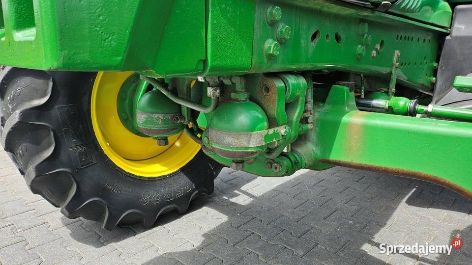 Ciągnik rolniczy John Deere 6830