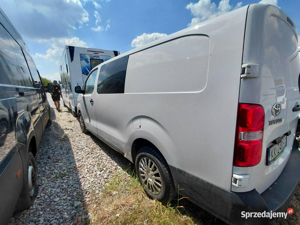 Toyota ProAce Komorniki