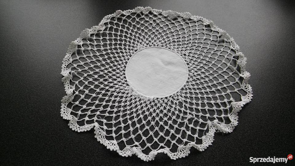 haft koronka serwetka serweta cudna rękodzieło Gdańsk