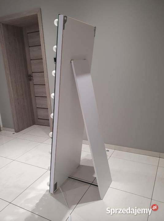 Lustro hollywood SILVER stojace 80160 do Warszawa