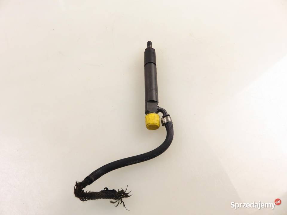 WTRYSKIWACZ DEUTZ BF4M1013EC 02112640 0432191377 osobowe Wtryskiwacze