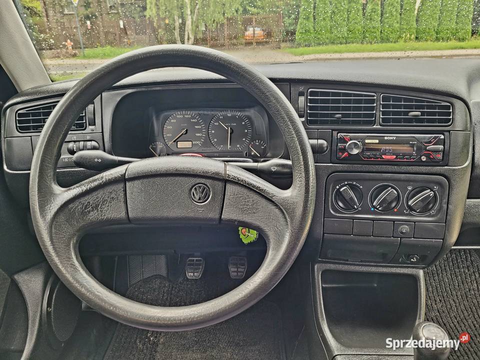 Volkswagen Golf III MK3 14 CL 1992r 4 biegowy welurowa tapicerka Łódź